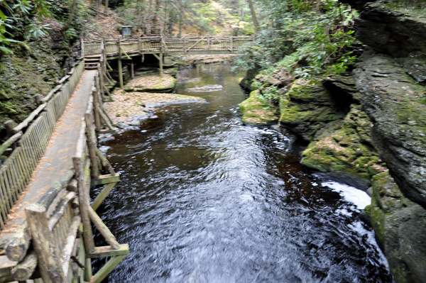 trail to the Upper Canyon